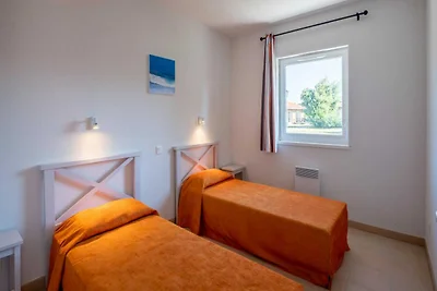 Ferienhaus für 8 Personen mit Pool und Sauna
