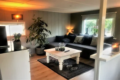 Chalet in Reutum bij Almelo Nordhorn Kanaal