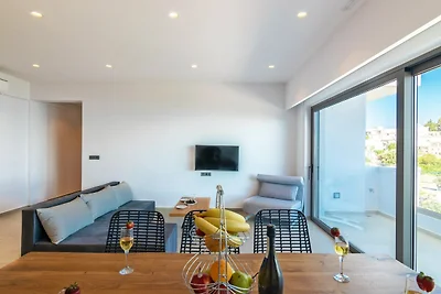 Villa a Sellia con piscina e vista mare