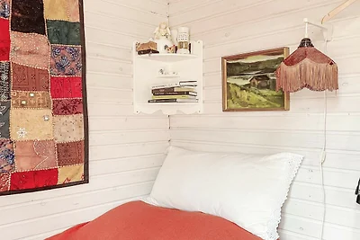 5 Personen Ferienhaus in HALLSTAVIK