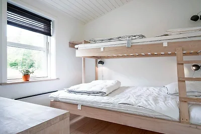6 osob apartament w Aakirkeby-By Traum