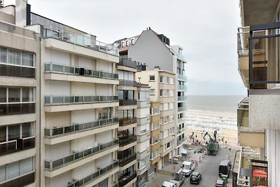 Zonnig 3-slaapkamerappartement met zeezicht
