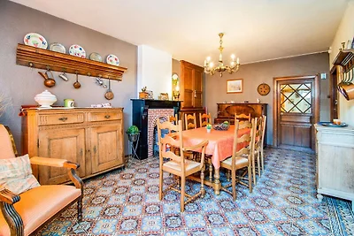Vornehmes Ferienhaus in Matagne-La-Petite mit...
