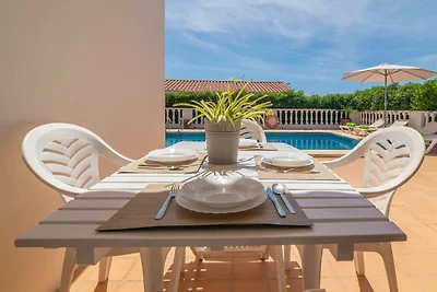 Villa Victoria - Apartment In Cala En Porter