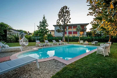 Villa in Lucca bij historische muren