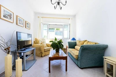 Villa in Galé mit Pool nahe São Lourenço