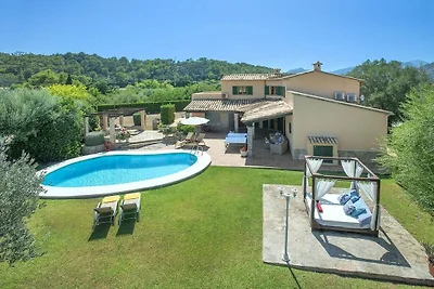 Villa in Pollensa mit Schwimmbecken