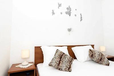 Guest House Daniela - Double Room with Balcon...