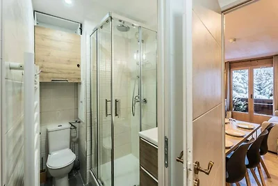 Ferienwohnung in Méribel in der Nähe von Mont...