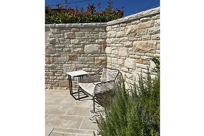Neue Villa ELMASO****