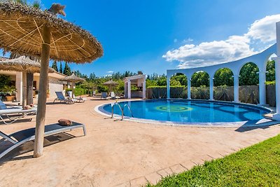 Casa di campagna con piscina e animali...