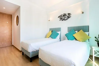 Wohnung in Lagos mit Seeblick-Balkon