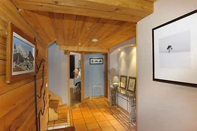 Großes Chalet mit Fasssauna und Whirlpool