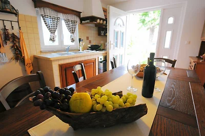 Villa Gea - Three Bedroom with Swimming Pool