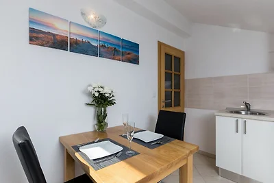 Villa Celenca - Superior Two Bedroom Apartmen...