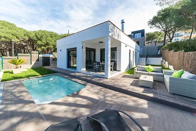 Schöne Villa in der Nähe des Strandes Cala...