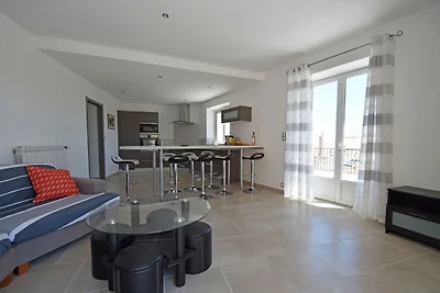 Moderne Villa mit privatem Pool