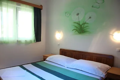 One Bedroom Apartment with Sea View