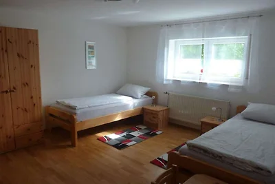 Ferienwohnung in Vöhl mit Schwimmbecken