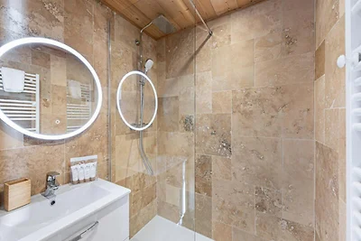 Renoviertes Apartment mit direktem Zugang zur...