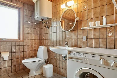 6 osob apartament w Aakirkeby