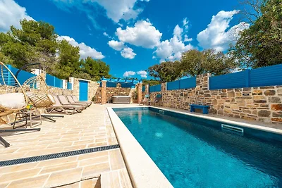 Ferienhaus in Sukošan am Meer