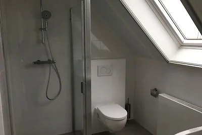 Lodge dal design moderno direttamente...