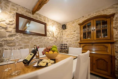 Holiday Home Apios - Three Bedroom Holiday Ho...