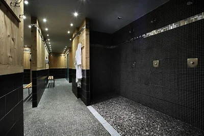 4-Zimmer-Apartment mit Kabine für 8/10...