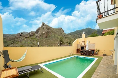 Ferienvilla mit Garten und privatem Pool