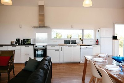 Modernes Bauernhaus mit Blick auf den Aber