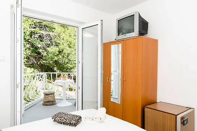 Guest House Daniela - Double Room with Balcon...