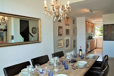 Villa duplex con piscina a Madrid