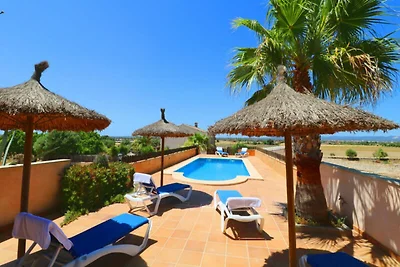 Haus in Campos mit Pool und Garten