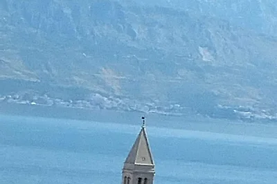 Two Bedroom Apartment with Sea View and Balco...