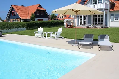 Ferienhaus in Rerik mit Schwimmbecken