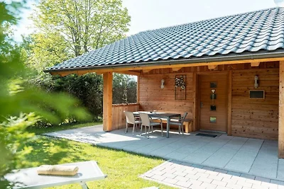 Hütte in Ainring mit Schwimmbecken