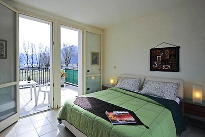 Wohnung in Porlezza mit Seeblick