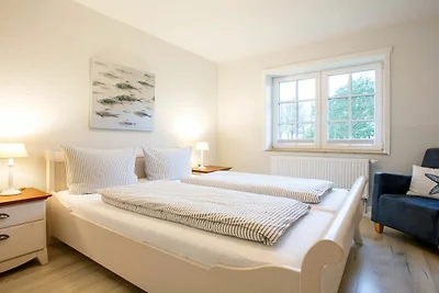 Ferienwohnung in Nebel mit Schwimmbecken