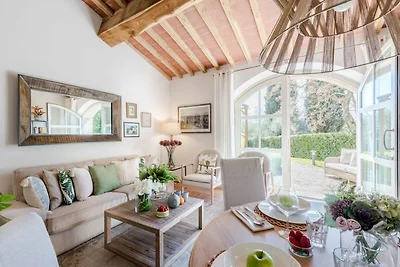 Luxe landelijk appartement met zwembad in...
