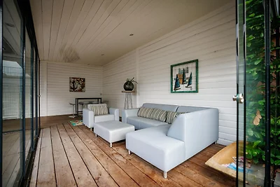 Geräumige Villa am See