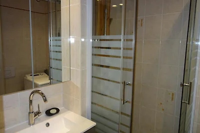 Wohnung in Charvet mit Waldblick