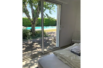Moderne Villa mit Pool in Brives