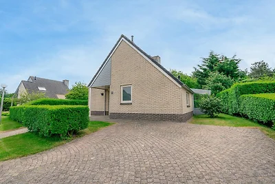 Charmante Villa in der Nähe von Meer und Wald