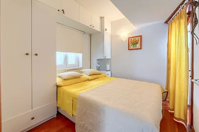 Apartments Vrandecic - One Bedroom Apartment ...
