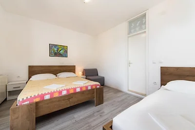 One Bedroom Apartment With Balcony (A3)