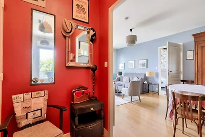 Entfliehen Sie in der Nähe des Hafens von Les...