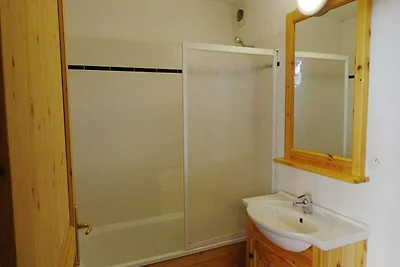 Appartamento a La Chal con accesso agli impia...