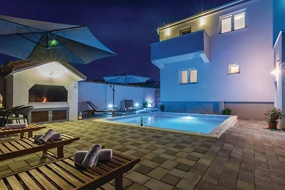 Villa mit 1 Schlafzimmer