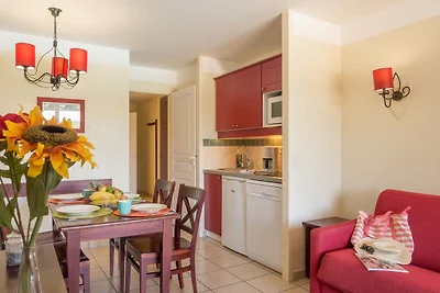 Scenic Pine Forest Apartment for 4